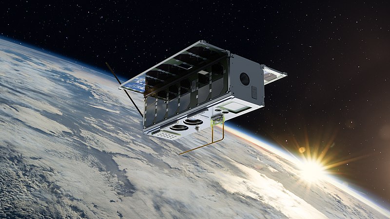 ESTCube-2 — представляет собой кубсат формата 3U. На спутнике имеется VHF/UHF digipeater AX.25 для радиолюбительской двусторонней цифровой связи. Восходящая линия передачи данных G3RUH AX.25 со скоростью 9600 бит/с будет осуществляться в 2-метровом любительском диапазоне , нисходящая передача данных - на любительском участке 70 см диапазона. Скорость передачи и модуляция будут такими же, как и для восходящей линии. Планируется включение коротких звуковые объявлений (аналогично FOX-1), для оповещения активации digipeater.Так же запланирована высокоскоростная передача по нисходящей линии связи предварительно выбранных изображений в полном разрешении сделанных научной камерой наблюдения Земли в любительском радиодиапазоне 2,4 ГГц, DQPSK сигнала со скоростью передачи данных до 1 Мбит/с.Для школьников и начинающих радиолюбителей предполагается передача аналоговых NBFM сообщений с орбиты, содержащего заранее записанные звуковые приветствия. Так же к радиолюбительской программе относится картирование мощности сигнала на орбите в любительских диапазонах 2 м и 70 см с использованием периодических измерений RSSI во всем диапазоне, чтобы проверить, насколько загрязнены эти участки диапазонов.Программные инструменты для работы со спутником, должны быть опубликованы до запуска.UPD - облом-с😒 Не вышел из контейнера и попытался вернуться домой. И у него в итоге это получилось! Микрочастицами в виде осадков.