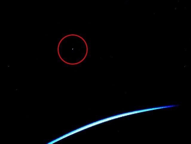 Space-π. Пост со стены.