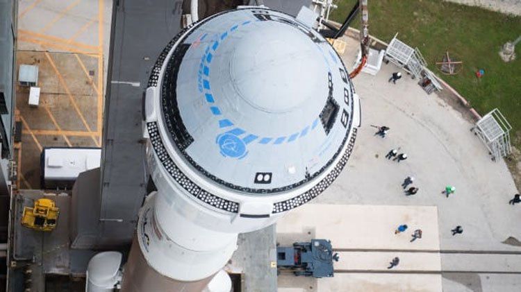 Второй испытательный запуск к МКС корабля CST-100 Starliner компании Boeing, с миссией Orbital Flight Test-2 был перенесен на 3 августа, с запланированной стыковкой с МКС - 4 августа. По основной причине переноса запуска, в наличии, аж два варианта новостей. По одной, из-за погодных условий. По другой из-за нештатного срабатывания двигателей МЛМ «Наука». Ранее запуск планировался 30 июля, с последующей стыковкой 31 июля.Starliner - разработан компанией Boeing. Имеет массу 13 тонн, рассчитан на экипаж из семи человек и автономный полет продолжительностью 60 часов. Впервые он был запущен 20 декабря 2019 года к МКС в беспилотном режиме, с запланированной стыковкой с МКС - 22 декабря. Но что-то пошло не так, в результате чего Starliner был возвращен на Землю.  Одной из причин неудачи, был назван сбой в системе подсчета полетного времени и нарушение системы ориентации.