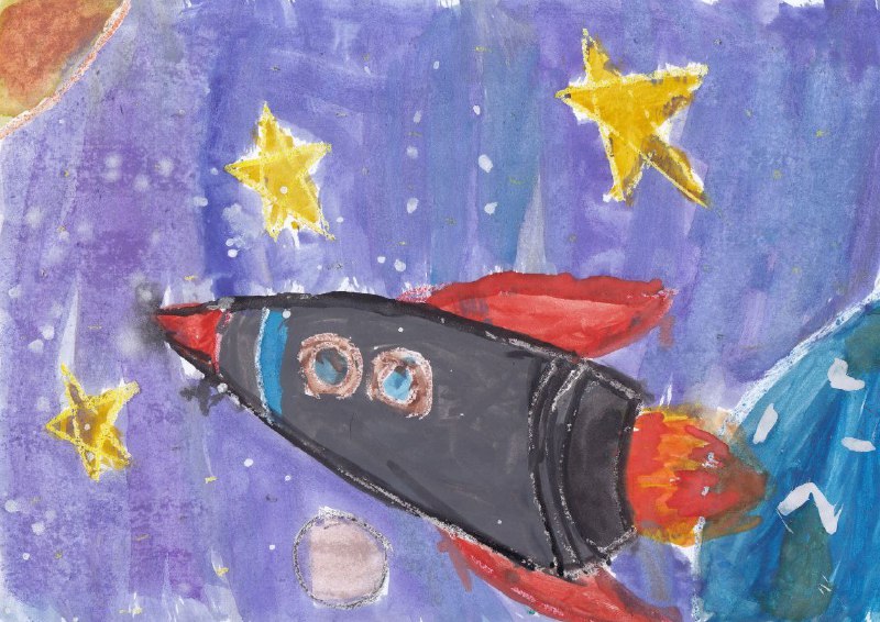 Наши рисунки передали из космоса!😍Максим Самойлов, 6 лет, пока еще не учится в школе! Он нарисовал Луну и звезды! Недавно мы с ним наблюдали месяц в бинокль, и ему очень понравилось. 