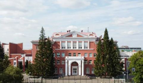 28 февраля исполняется - 85 лет Дворцу пионеров и школьников имени Н. К. Крупской, расположенному в городе Челябинск. При дворце пионеров функционирует радиолаборатория «Импульс», под руководством Евгения Мельникова (R9AL). Радиолаборатории исполняется - 75 лет!  В радиолаборатории «Импульс», проводится активная работа с детьми, что подтверждается многочисленными достижениями команды из Челябинска. Они уже трижды принимали участие в проекте «Стратосферный запуск» и их проекты всегда были интересными.  27 июня 2023 года, малый космический аппарат StratoSat-TK1 успешно был выведен на орбиту с космодрома Восточный и в своём контейнере имел шесть пикоспутников. Один из них, StratoSat-TK1-А создан воспитанниками радиолаборатории «Импульс». И это не последнее достижение. Команда не планирует останавливаться на достигнутом.   Дипломную программу в честь знаменательной даты для радиолюбителей решено начать с декабря этого года.  С 4 по 5 декабря 2024 года с МКА УМКА-1 пройдет трансляция поздравительных открыток. В рамках мероприятия будет организована дипломная программа.    Каждый участник, который пришлет хотя бы одно изображение в период трансляции, до 6 декабря, получит электронный диплом.    Заявки на диплом присылать по email